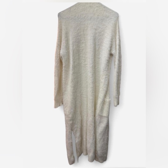 Kaisley Women's M winter white furry Long Duster Cardigan - Picture 4 of 4